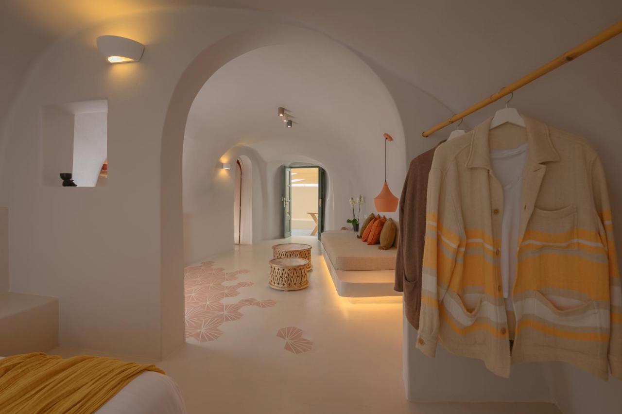 Elements Cave Suites Megalochori  Eksteriør bilde