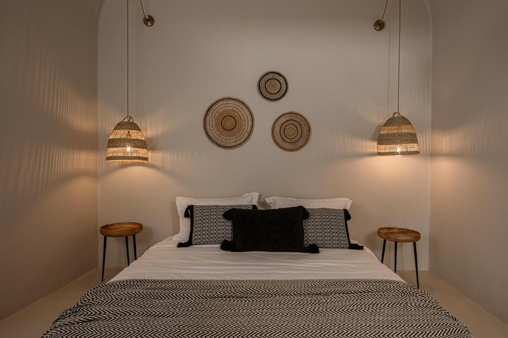 Elements Cave Suites Megalochori  Rom bilde