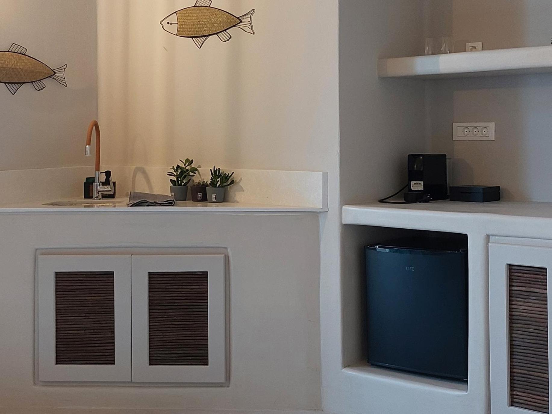 Elements Cave Suites Megalochori  Rom bilde