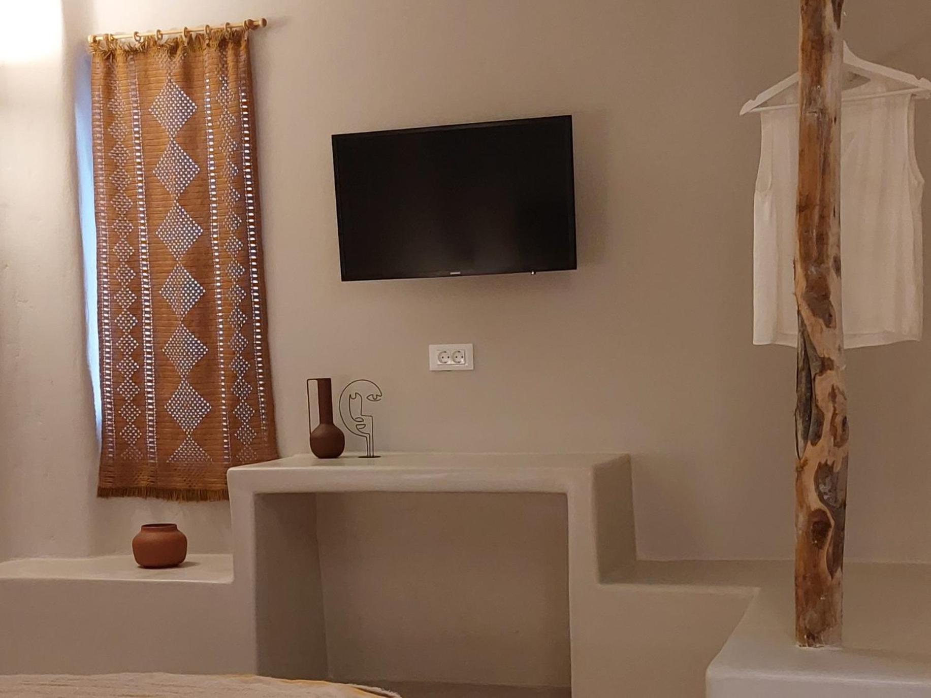 Elements Cave Suites Megalochori  Rom bilde